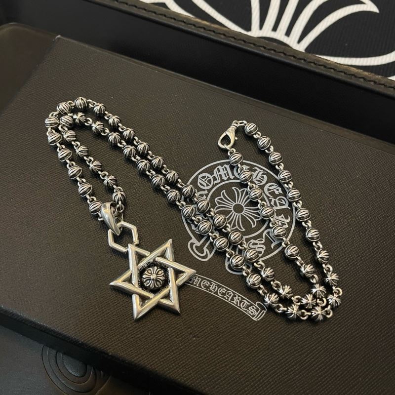 Ch*0me He**ts necklaces